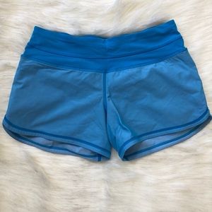 Lululemon shorts size 6